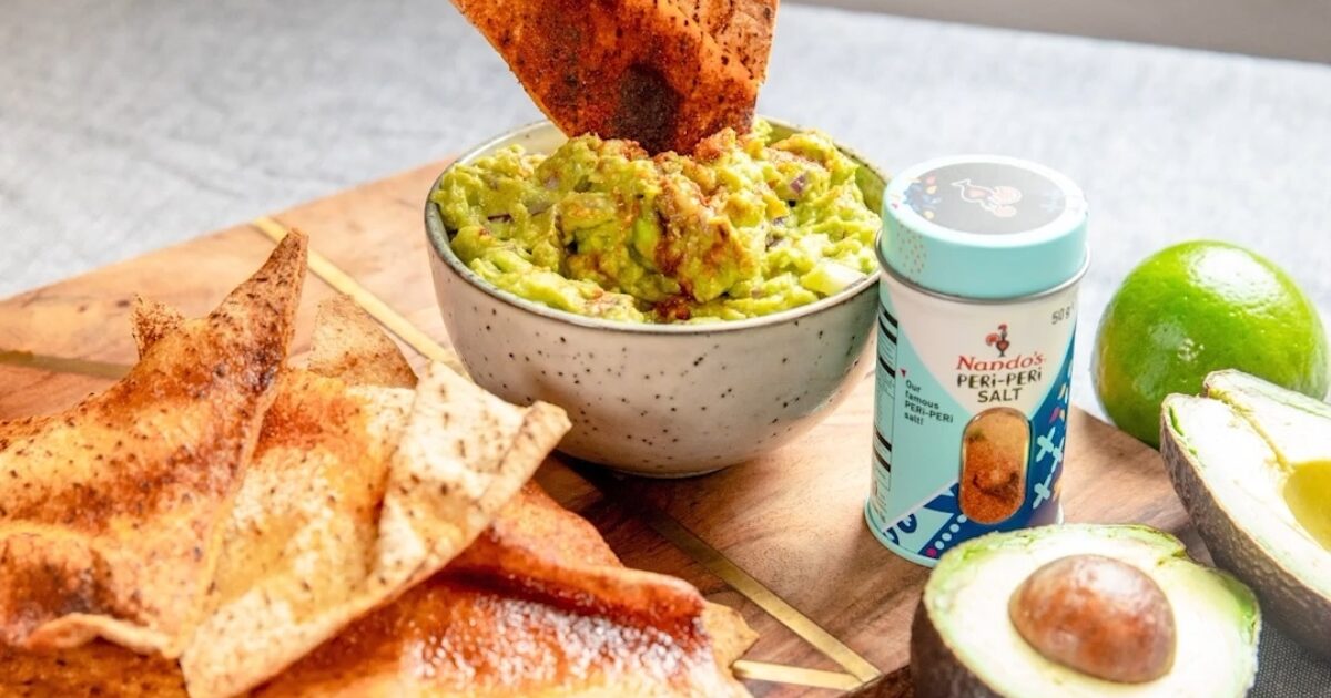 Fresh PERi-PERi Guacamole & Pita Chips Recipe | Nando's